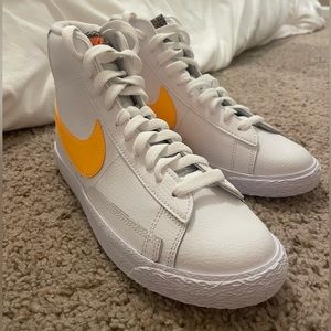 Nike Blazer Mid